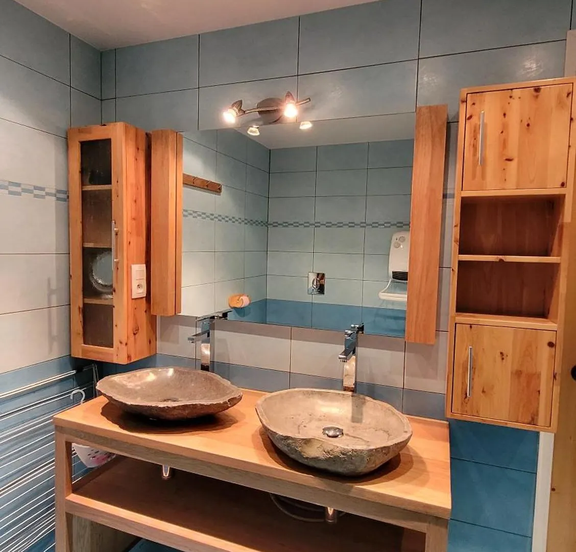 Chalet Coquelicot confort cosy au coeur du village de Saint Martin France